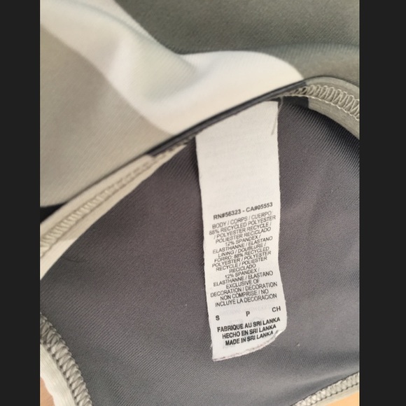 Nike Dri-fit Sports Bra - Picture 9 of 9